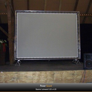 Power Sound Beamer Leinwand 3.00m x 4.00m mieten.